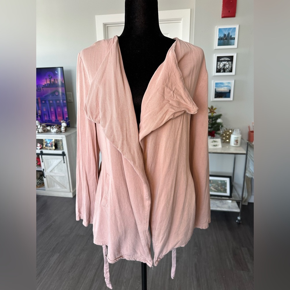 Belted casual belted wrap style top size XL dusty pink color lightly worn
